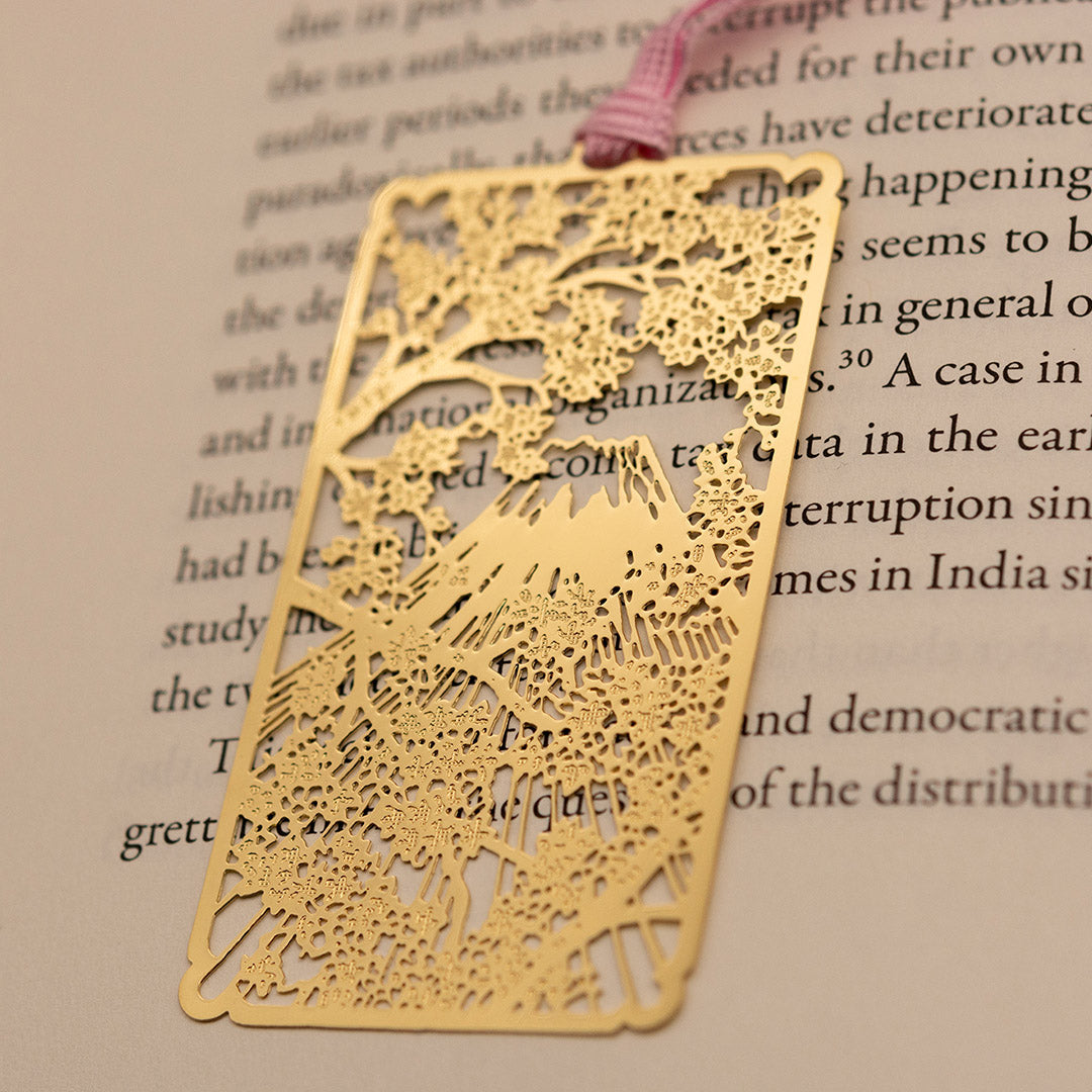 金のしおり「富士と桜」