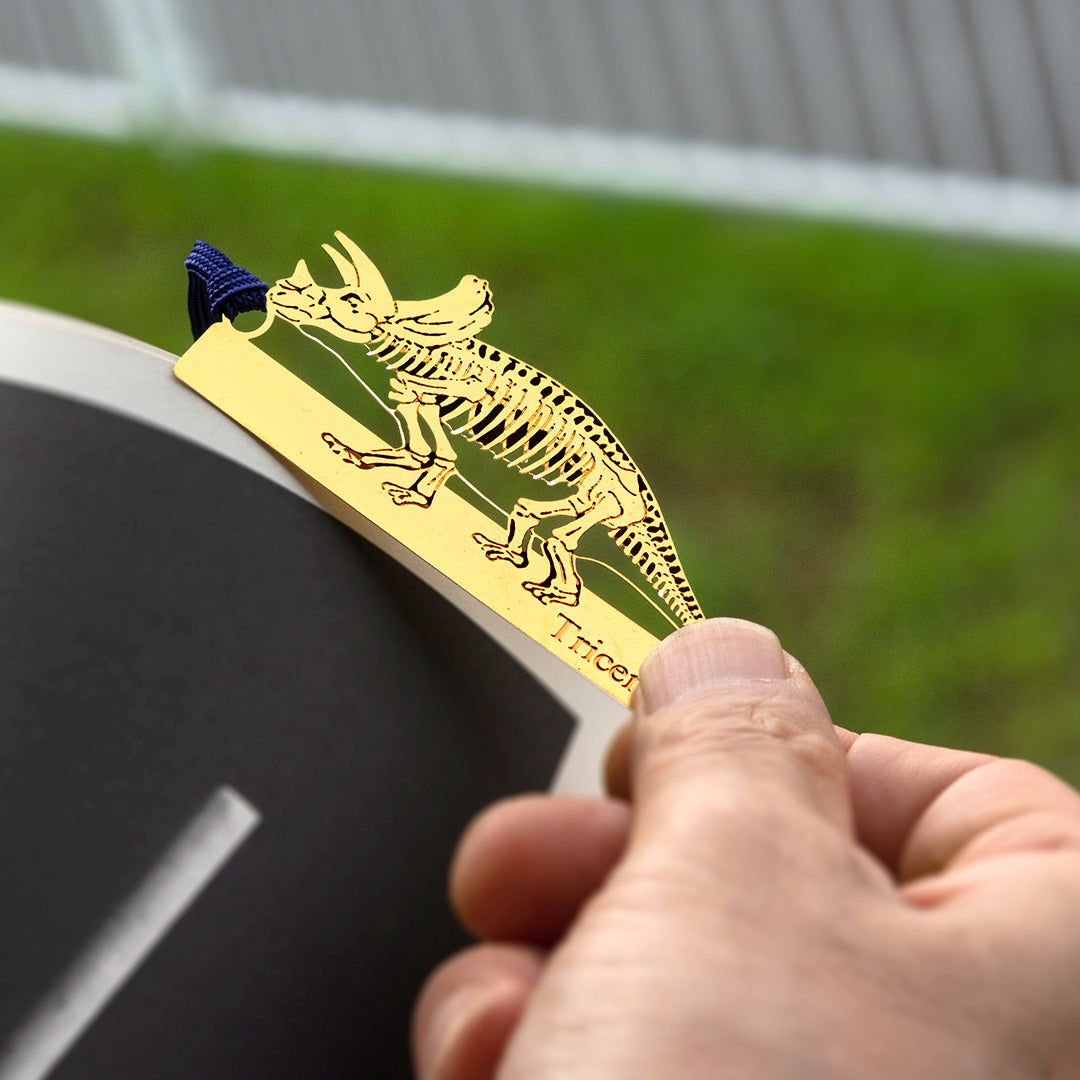 金のしおり「トリケラトプス」